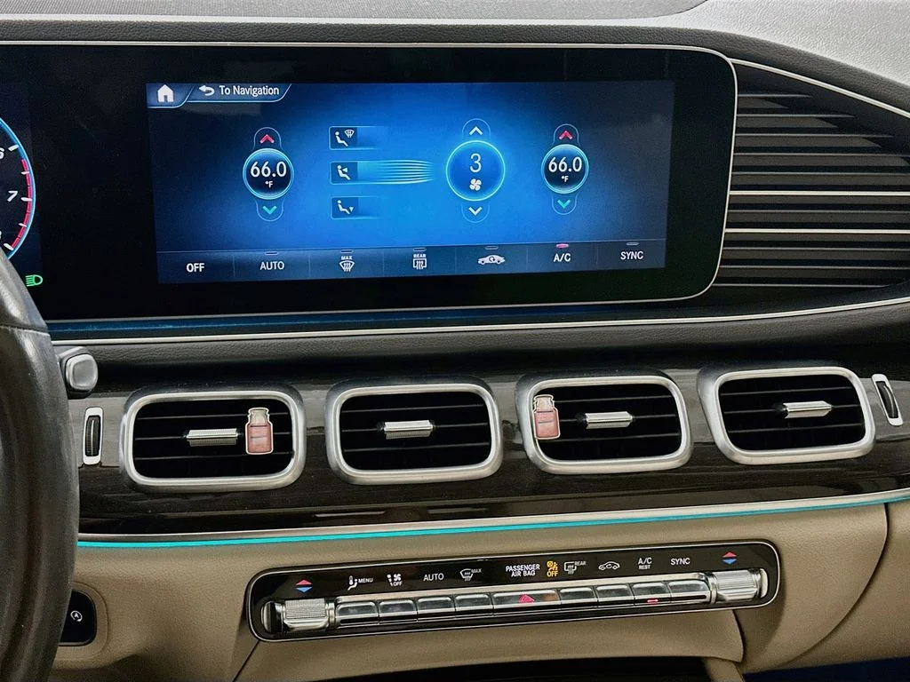 Used 2020 Lunar Blue Metallic Mercedes-Benz GLE 350 image 17