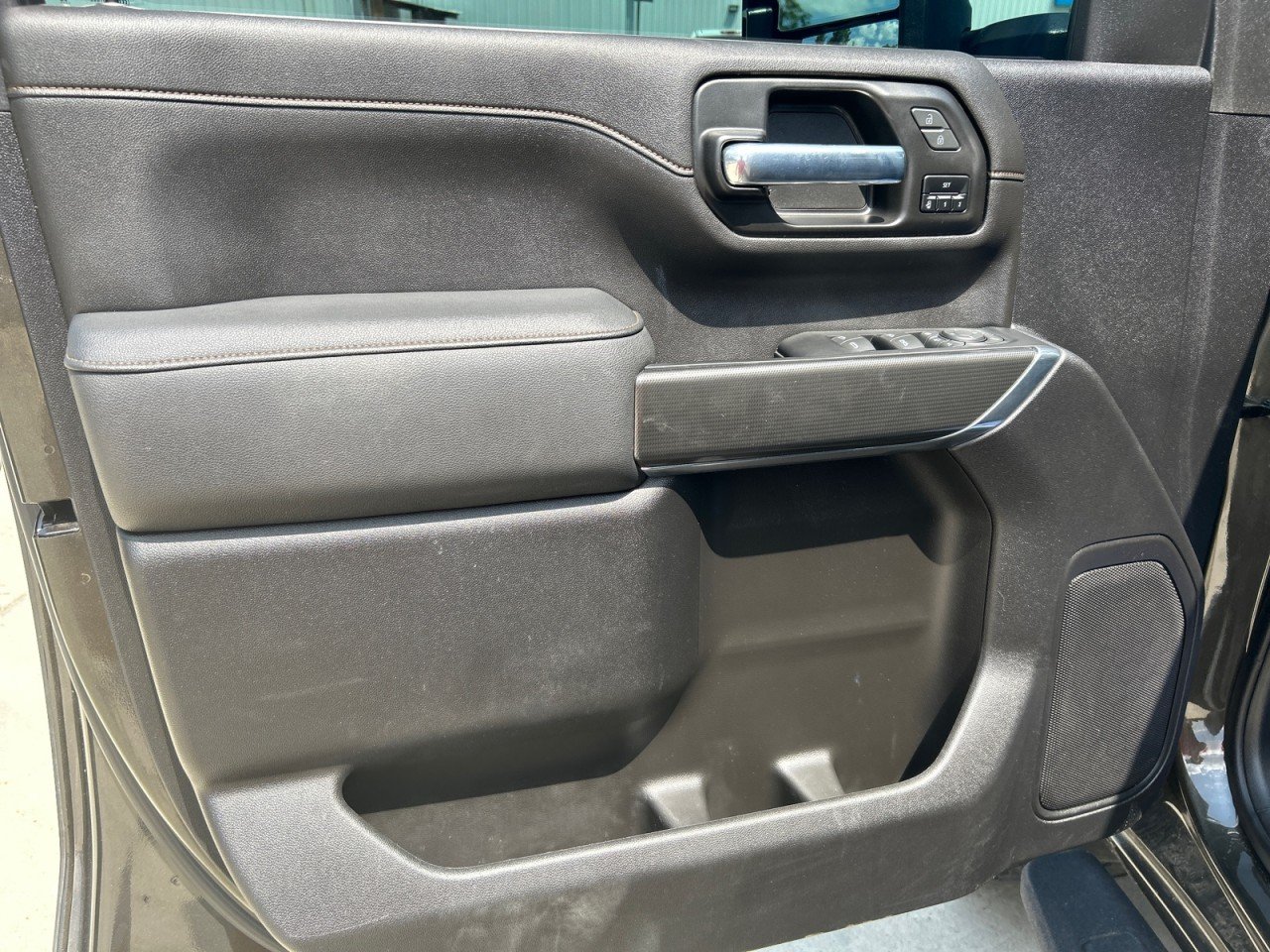Used 2023 FOREST METALLIC GMC AT4 image 10