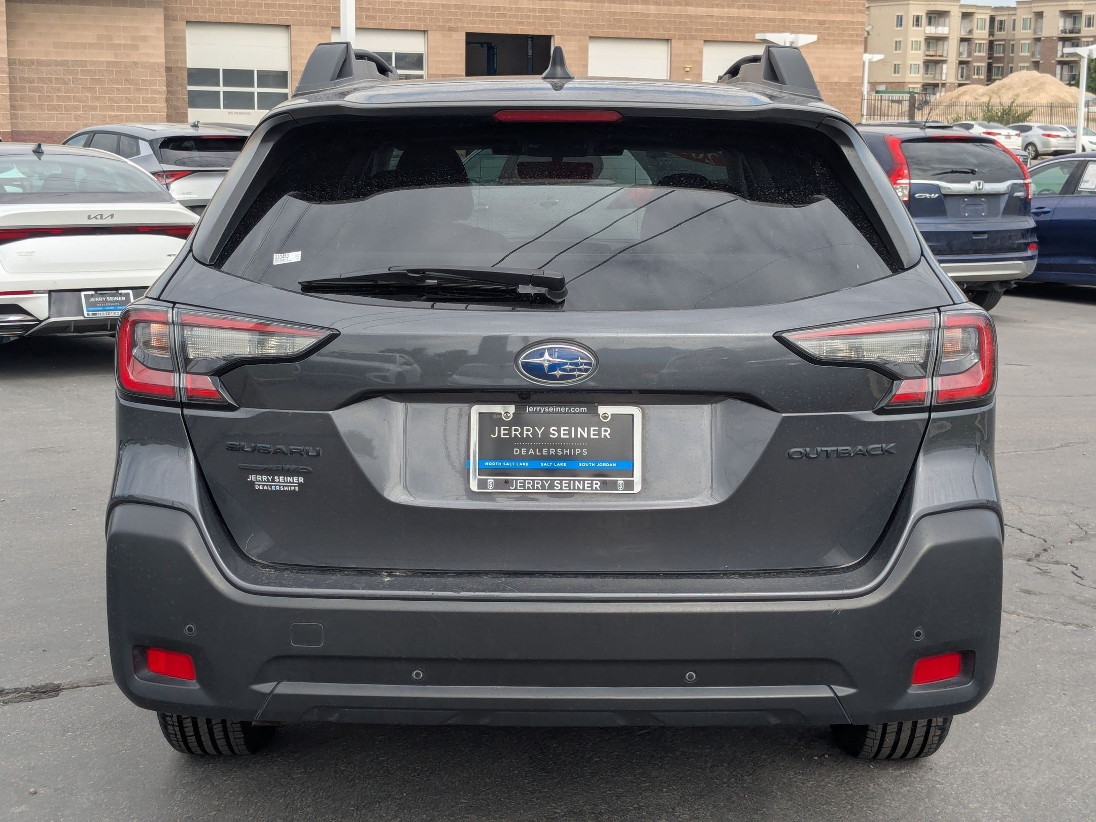 Used 2024 Magnetite Gray Metallic Subaru Onyx Edition image 5