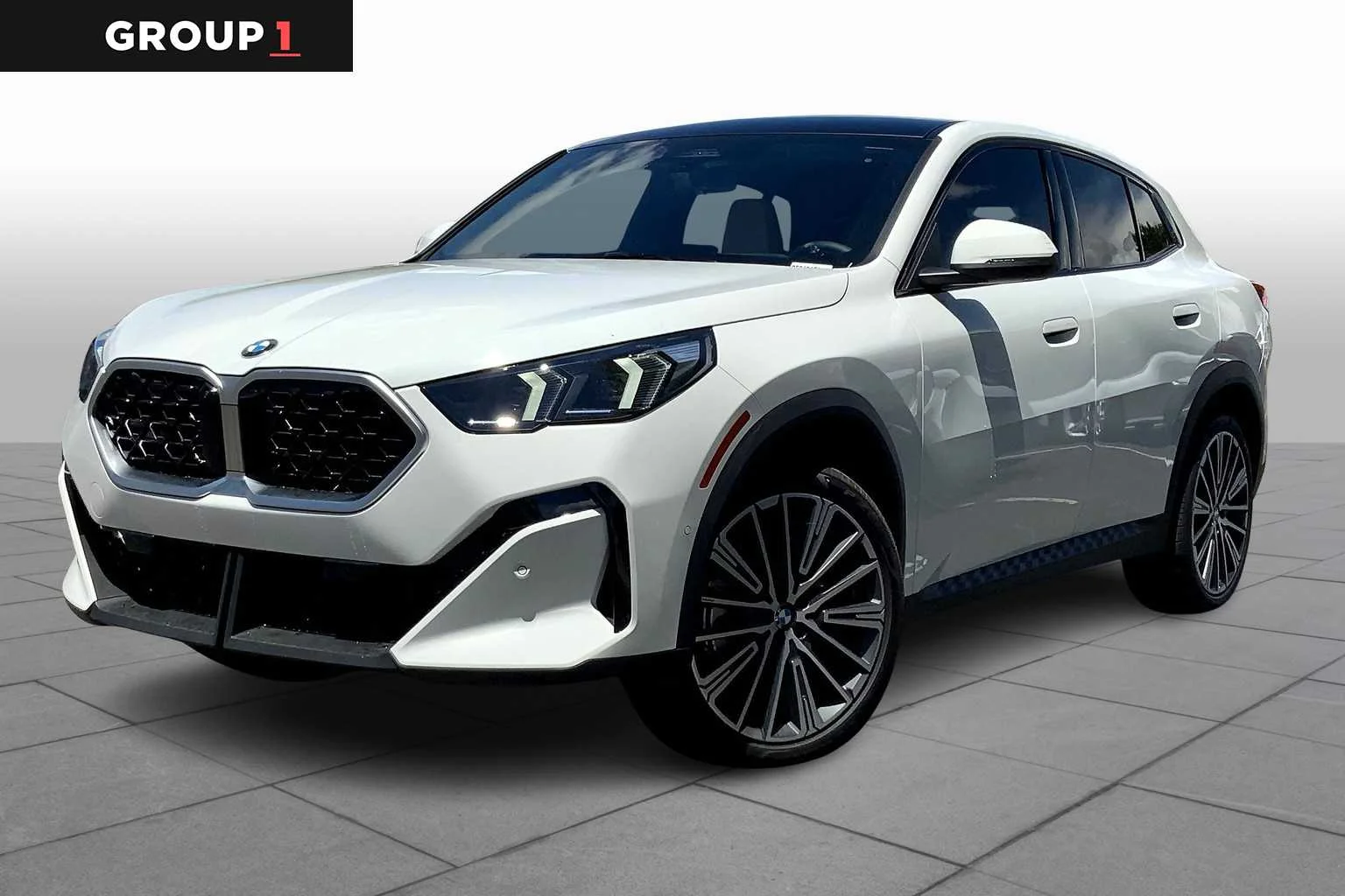 2025 BMW X2 xDrive28i's photo