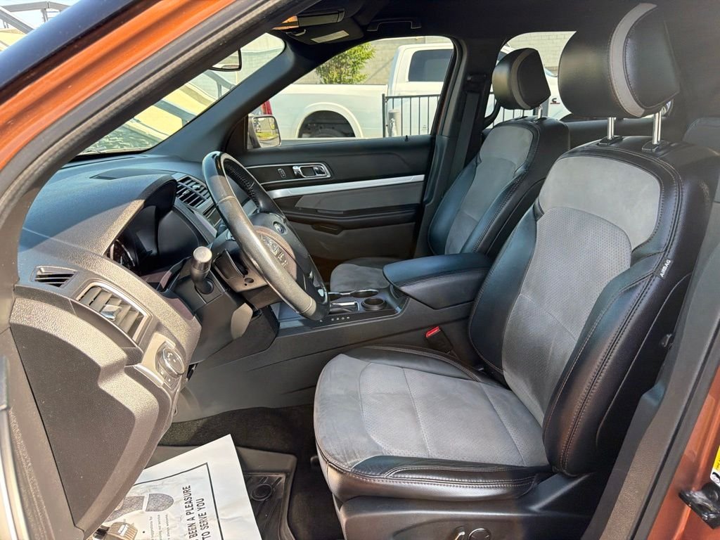 Used 2017 Brown Ford XLT image 10