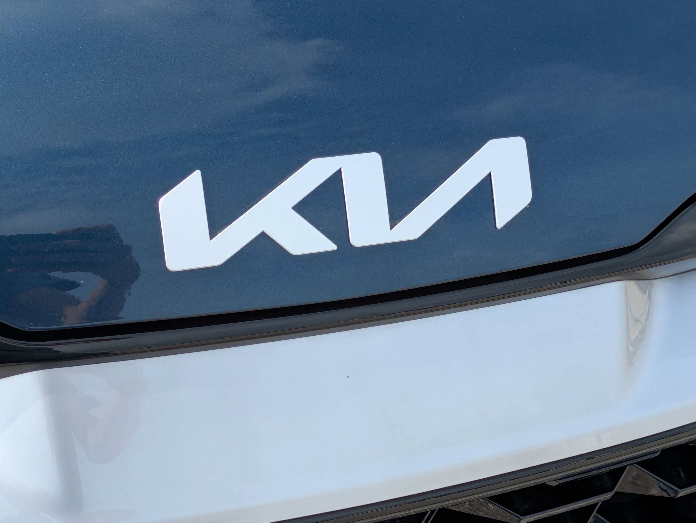 Certified Used 2025 Vesta Blue Kia EX image 13