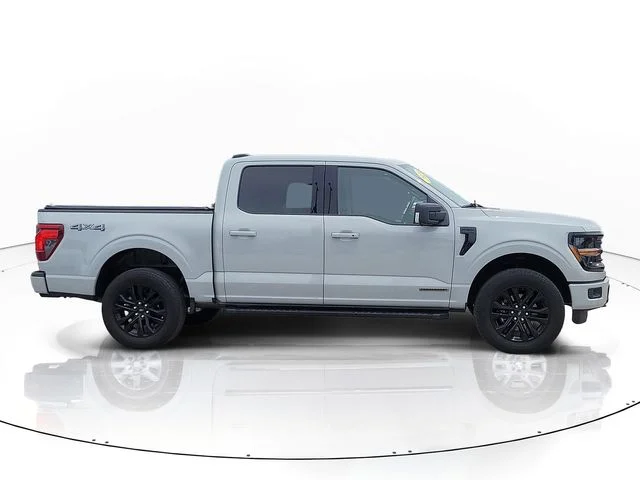 Used 2024 White Ford XLT image 4