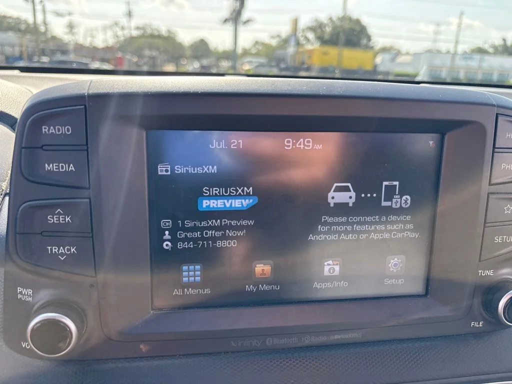 Used 2019 Orange Hyundai SEL image 18