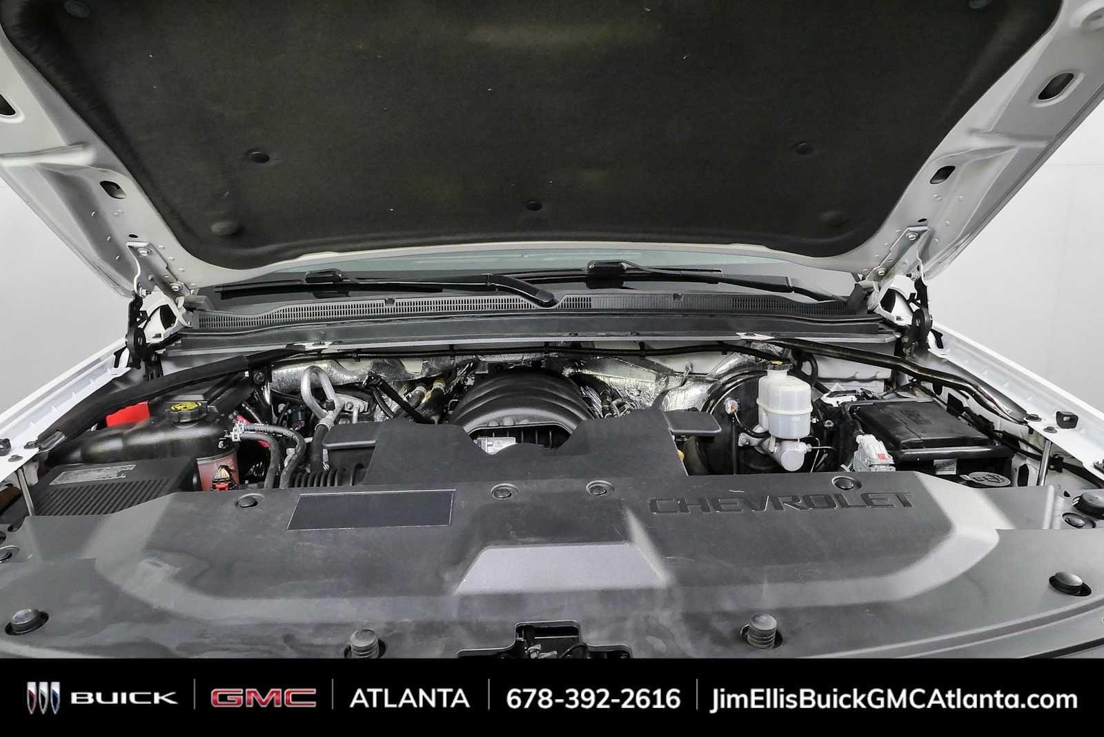 Used 2016 IRIDESCENT PEARL TRICOAT Chevrolet LT image 37