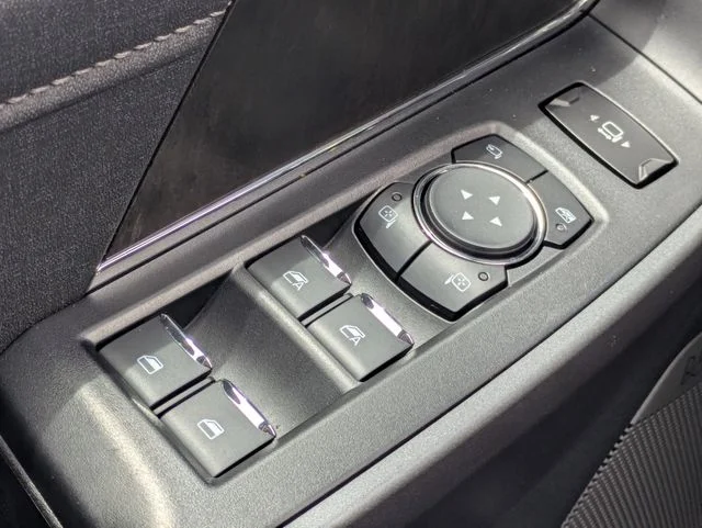 New 2026 Agate Black Metallic Ford F-250® Lariat® image 24