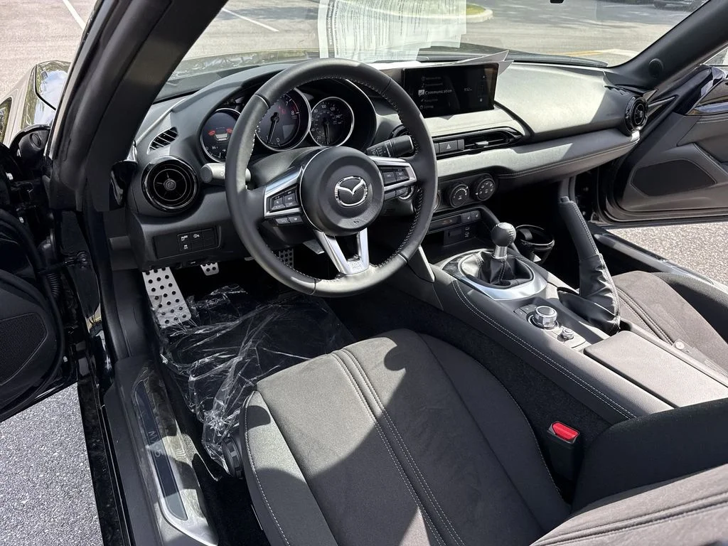 2026 Mazda MX-5 Miata Club - Photo 34