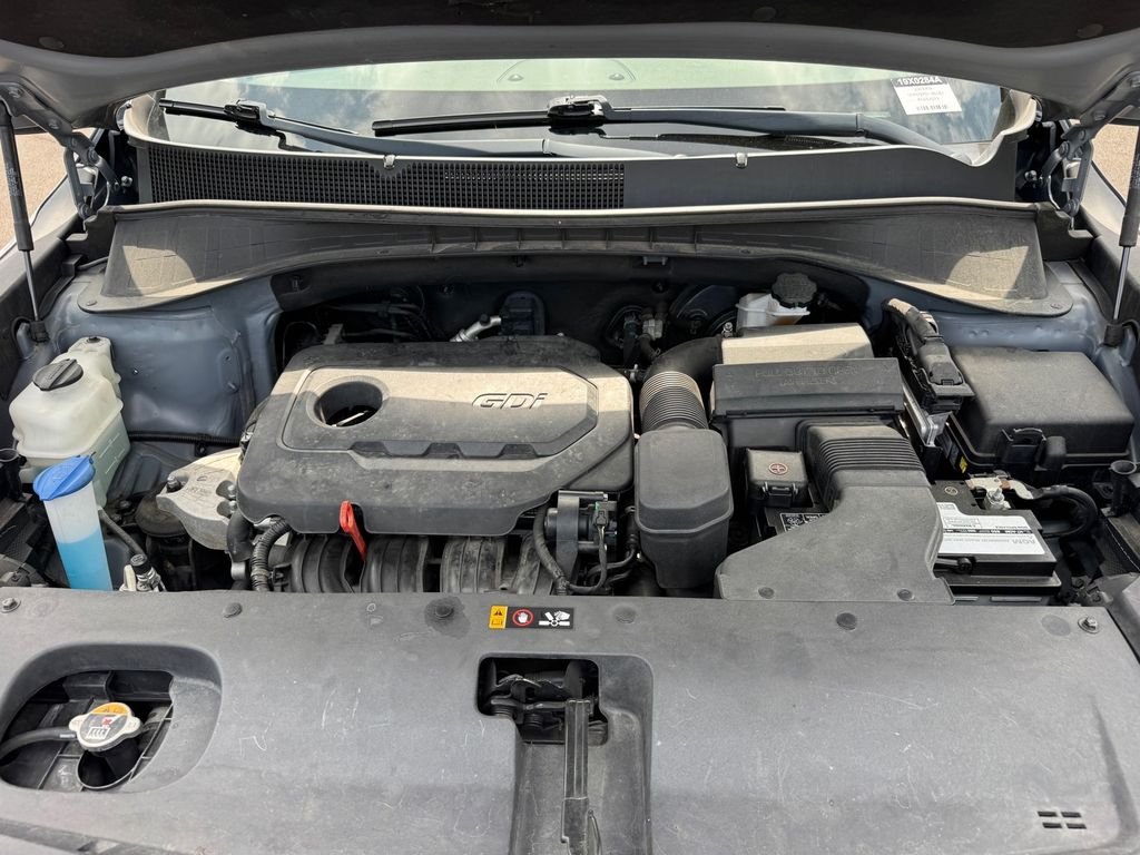 Used 2019 Silver Kia LX image 19