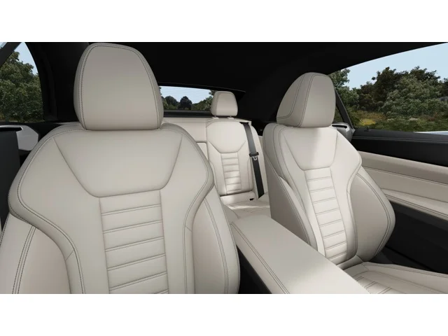New 2027 Mineral White Metallic BMW M440i xDrive image 11