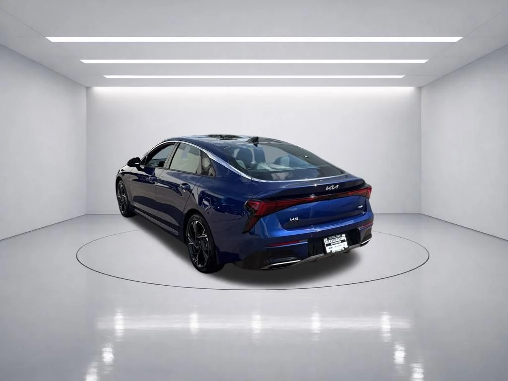 Used 2025 Yacht Blue Kia GT-Line image 5