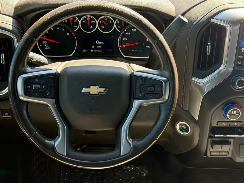 Used 2020 SUMMIT WHITE Chevrolet LT image 13