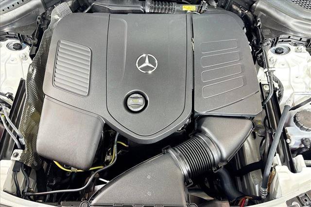 New 2026 Polar White Mercedes-Benz GLC 300 image 56