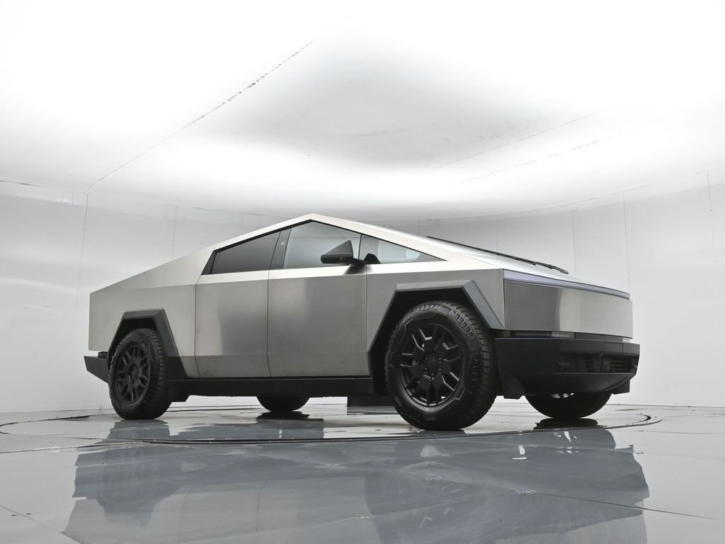 Used 2025 Tesla Cybertruck Base with VIN 7G2CEHED0SA061338 for sale in Buena Park, CA