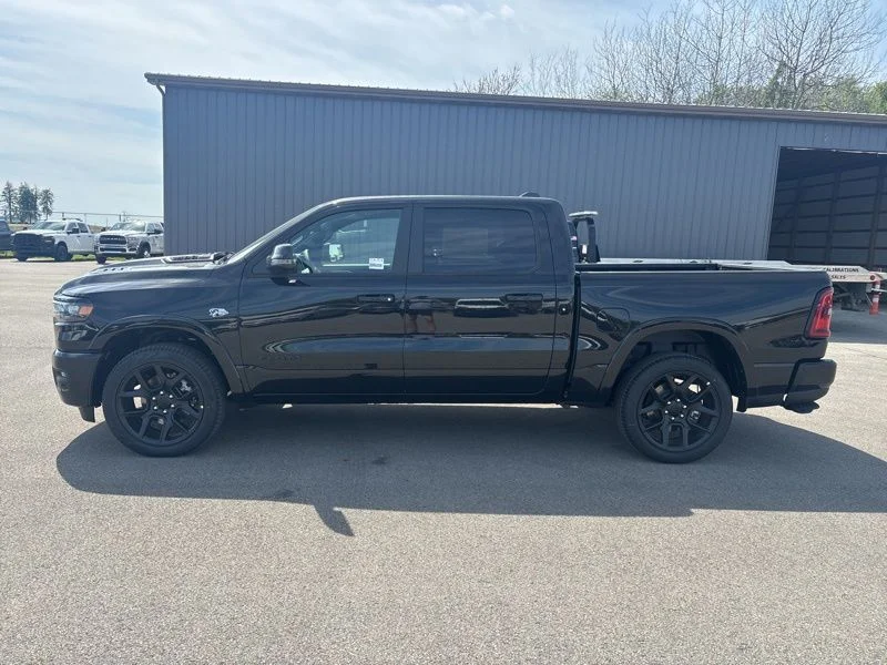 New 2026 Diamond Black Crystal Pearl-Coat Exterior Paint RAM Laramie image 5