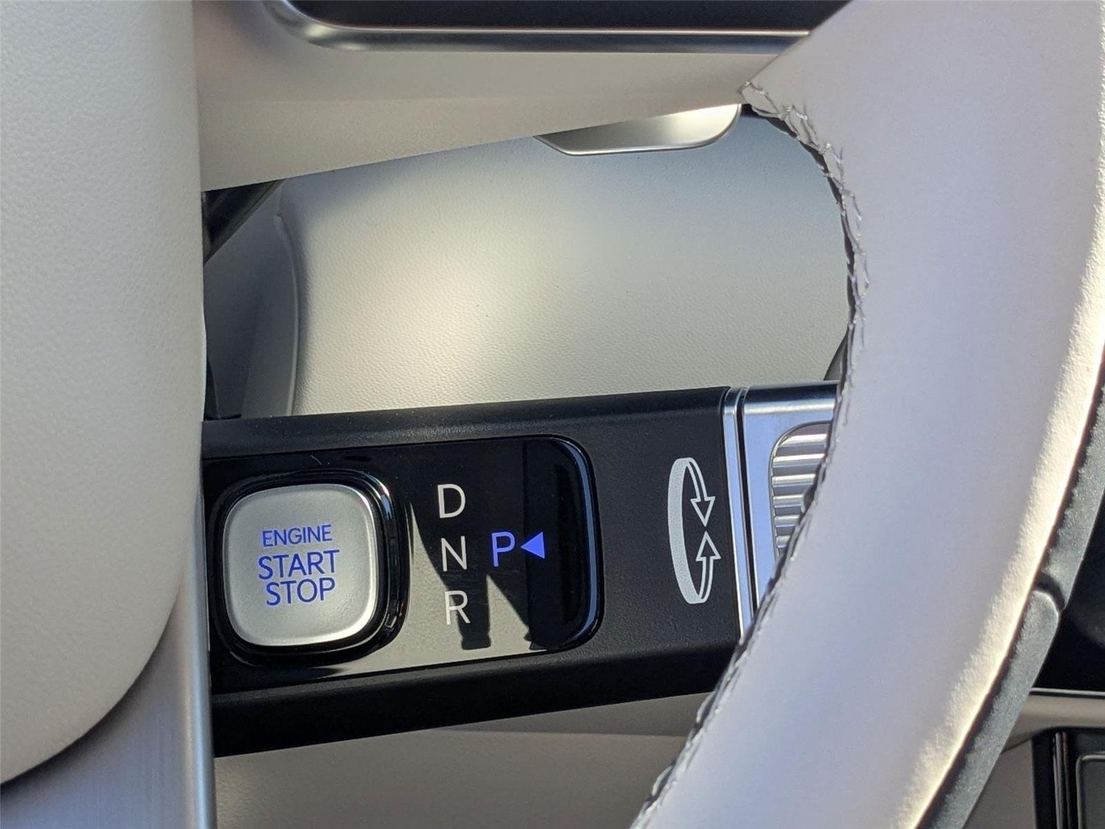 New 2026 Ecotronic Gray Pearl Hyundai Calligraphy image 17