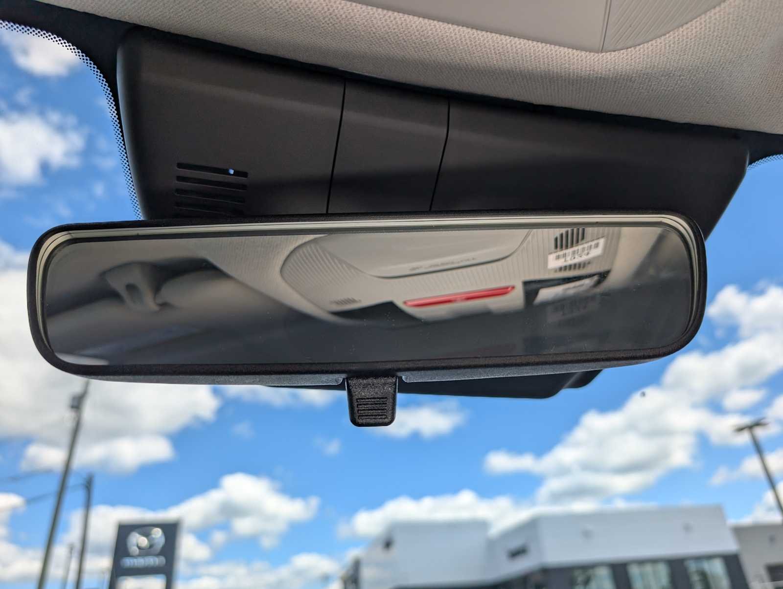 New 2027  Black Roof Kia S image 25