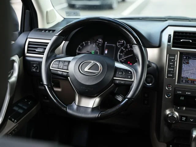 Used 2020 Silver Lexus 460 image 30