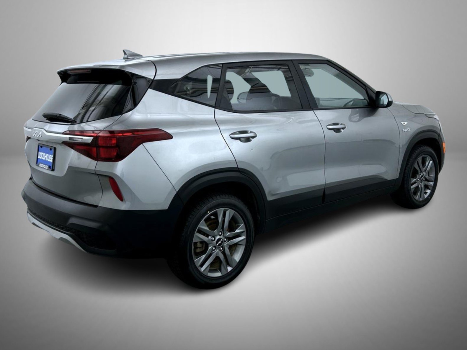 Used 2023 Gray Kia LX image 5