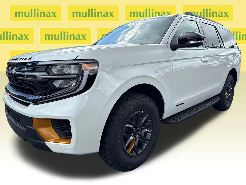 New 2026 White Ford Tremor image 18
