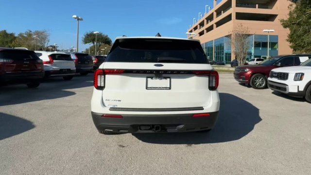 New 2026 Star White Metallic Tri-Coat Ford Active image 85