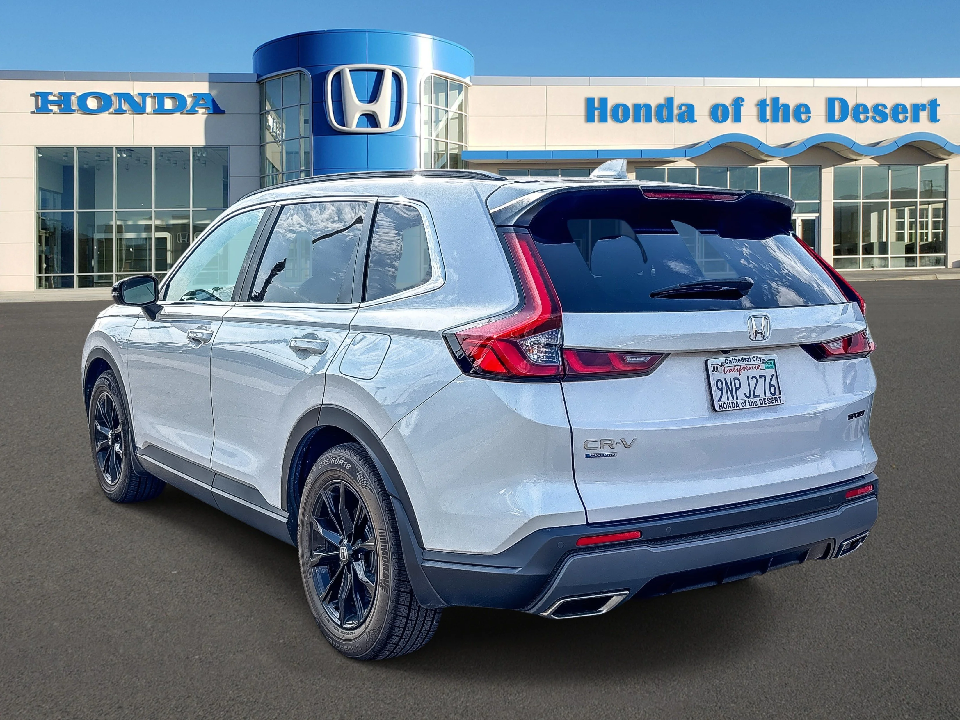 Used 2024 Platinum Honda Sport-L image 4