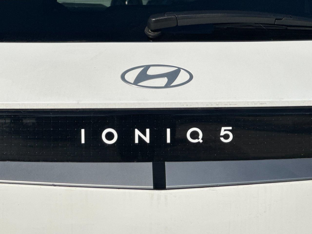 New 2026 White Hyundai SEL image 25