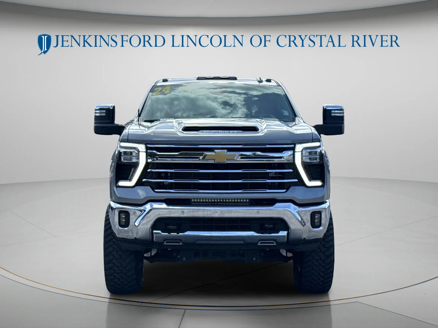 Used 2024 Sterling Gray Metallic Chevrolet LTZ image 17