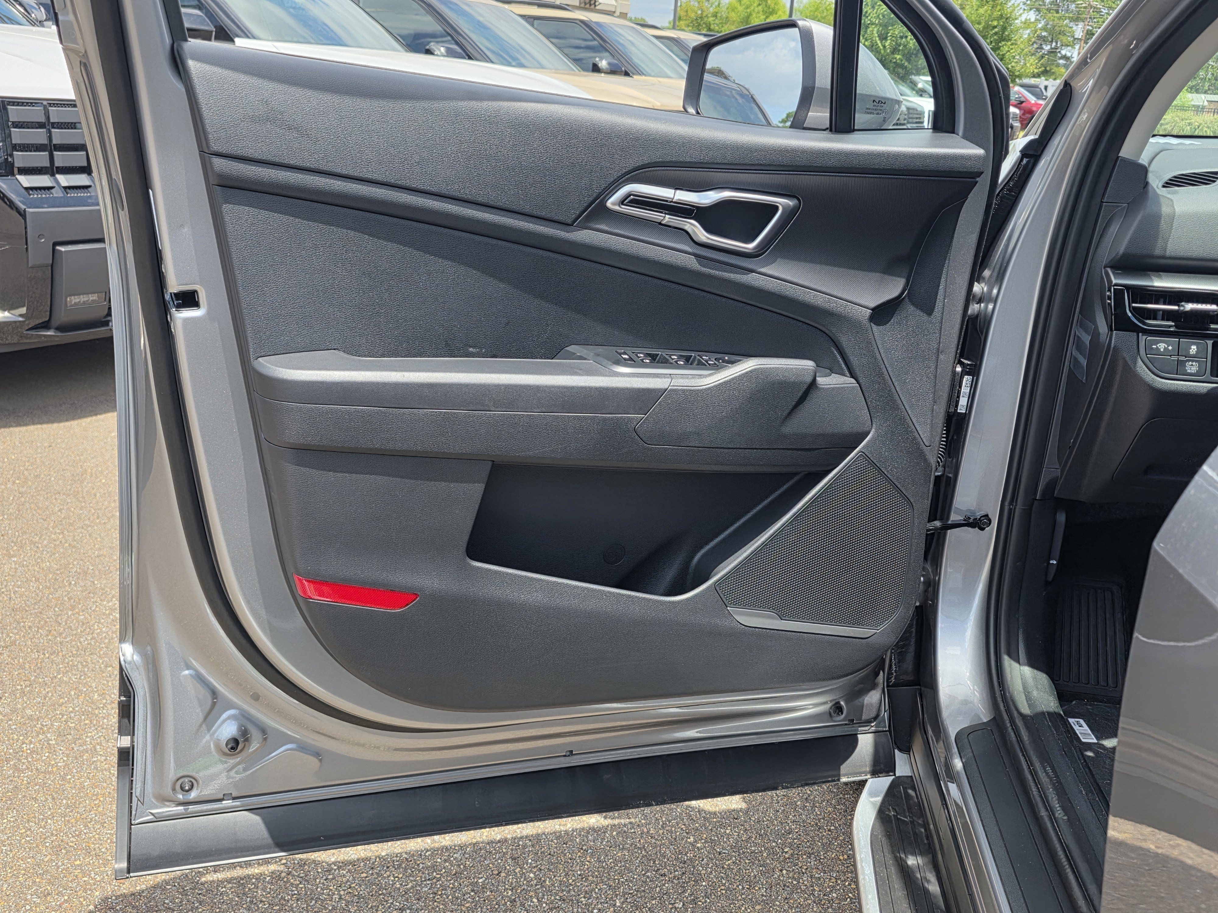 New 2026 Steel Gray Kia LX image 11
