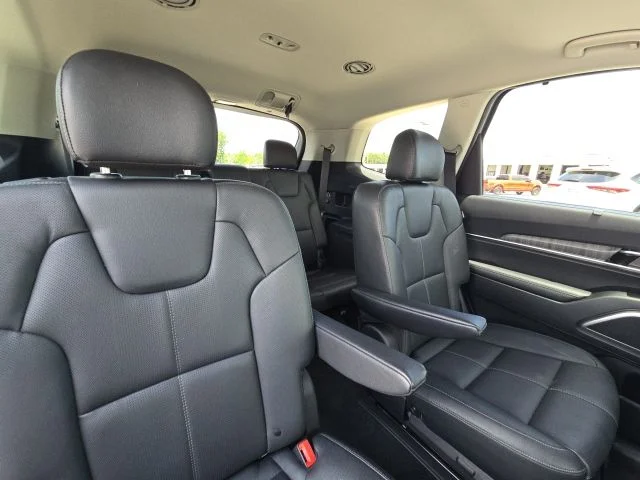 Used 2025 Silver Kia EX image 16