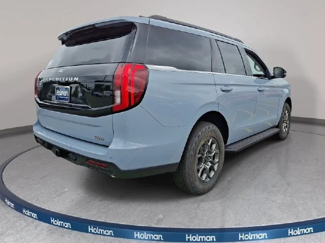 New 2027 Glacier Gray Metallic Tri-Coat Ford Active image 4