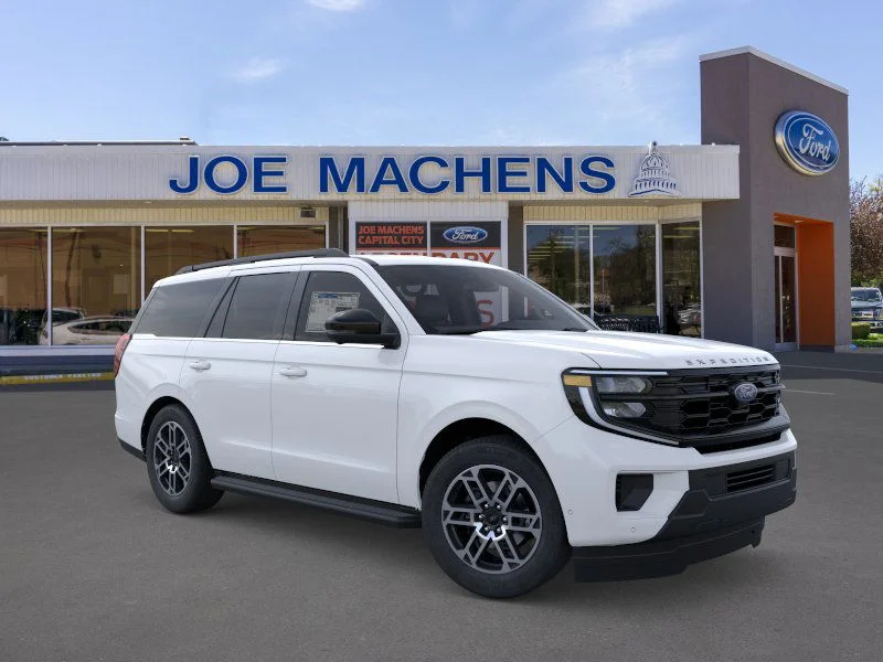 2026 Ford Expedition Active 4x4's photo