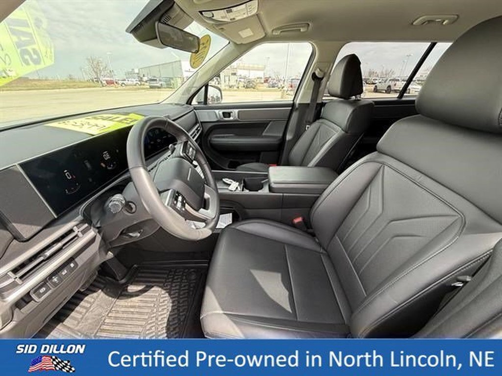 Used 2025 Shimmering Silver Metallic Hyundai SEL image 18