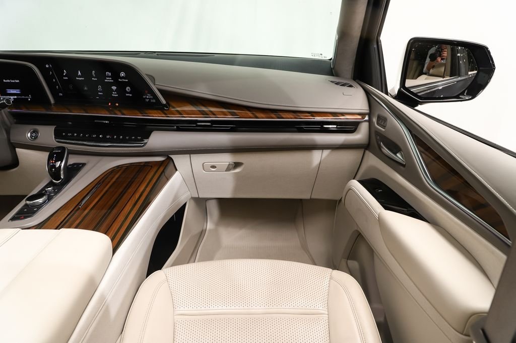 Used 2022 Gray Cadillac Premium Luxury Platinum image 19