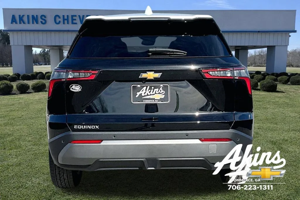 New 2026 Mosaic Black Metallic Chevrolet LT image 4