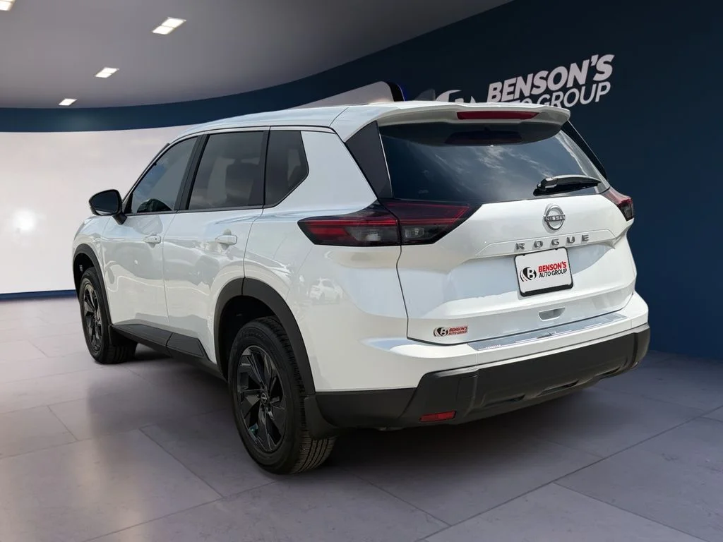 New 2026 Everest White Pearl TriCoat Nissan SV image 3