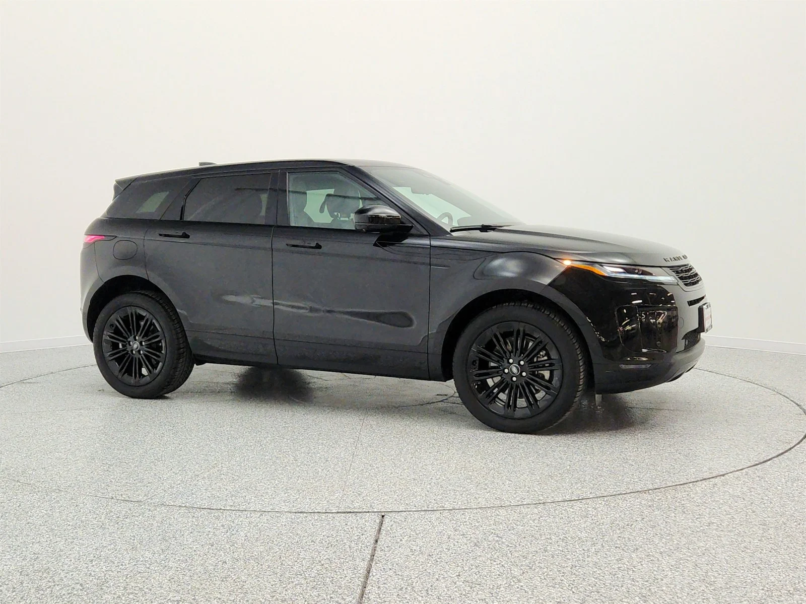 Used 2025 Santorini Black Metallic Land Rover Core S AWD image 4