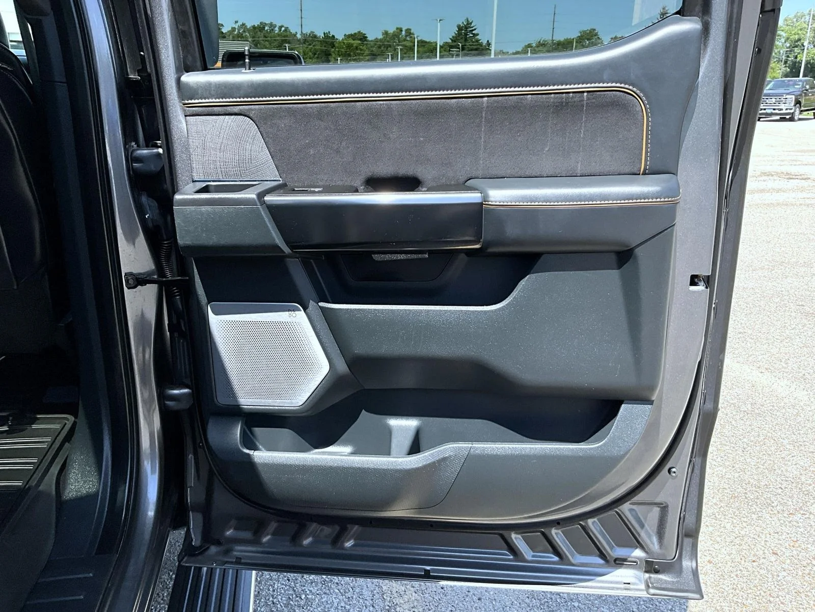 Used 2021 Gray Ford Platinum image 21