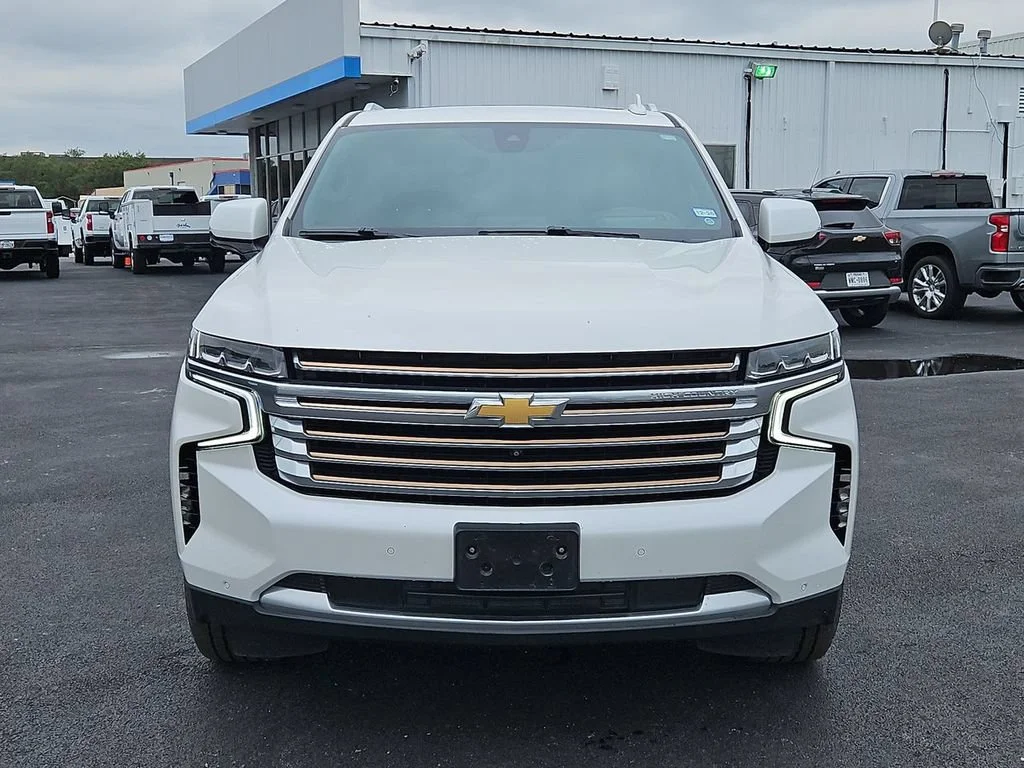 Certified Used 2021 IRIDESCENT PEARL TRICOAT Chevrolet High Country image 9
