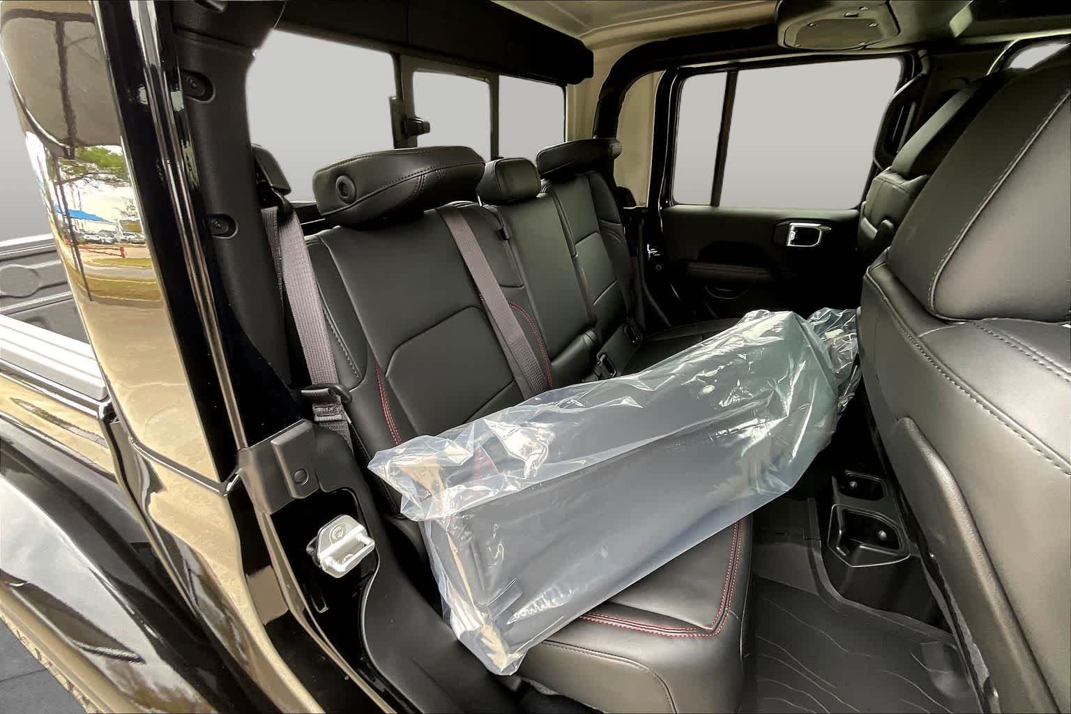 New 2026 Black Clear-Coat Exterior Paint Jeep Rubicon image 20