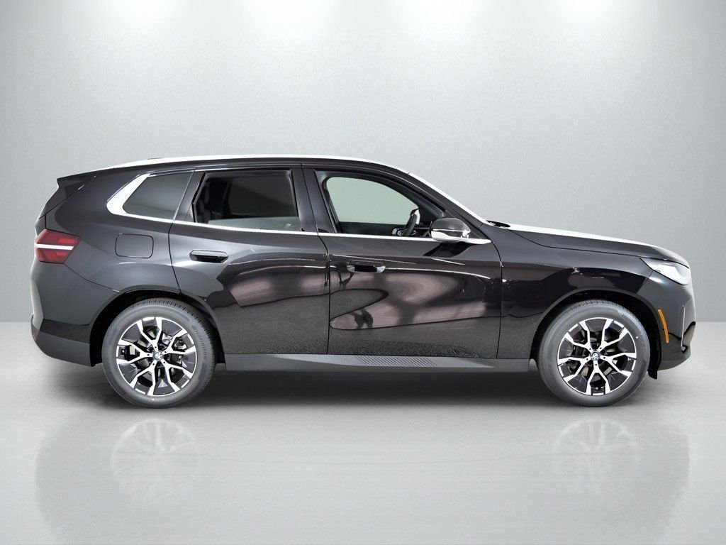 Used 2026 Black Sapphire Metallic BMW 30 xDrive image 9