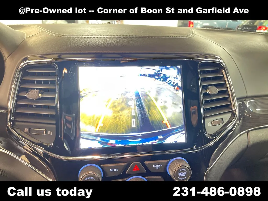 Used 2020 Blue Jeep Overland image 24