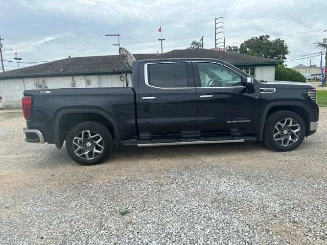 Certified Used 2023 Titanium Rush Metallic GMC SLT image 16