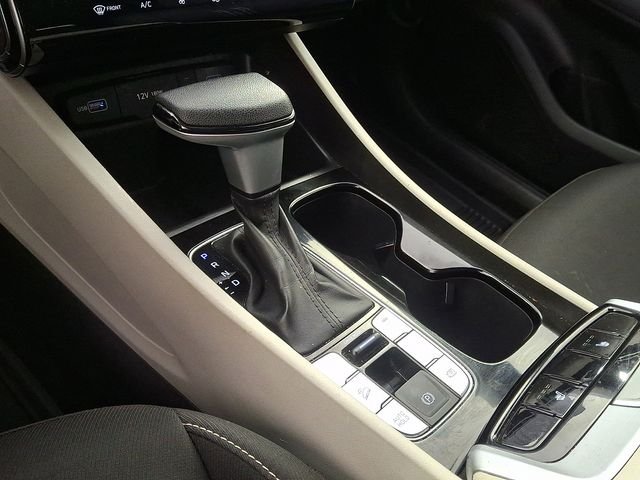 Certified Used 2024 White Hyundai SEL image 17