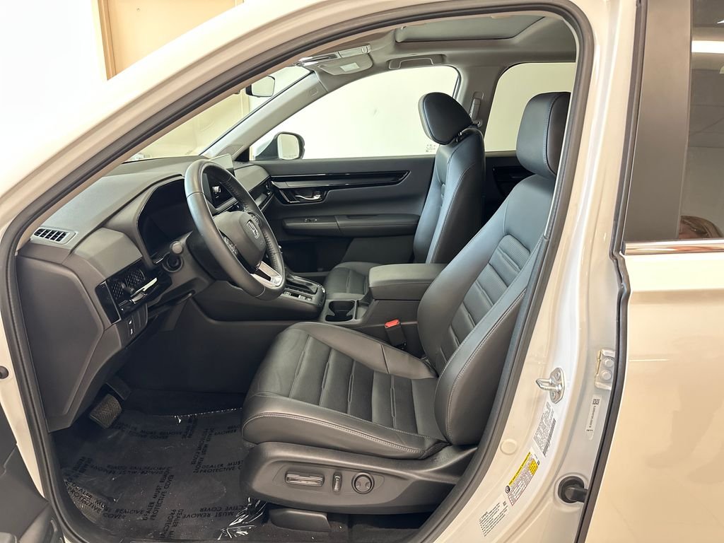 Used 2023 Silver Honda EX-L image 10