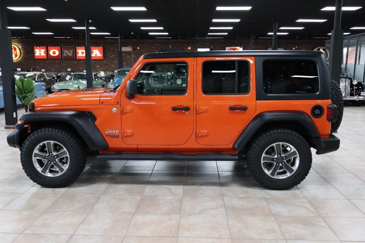 2018 Jeep Wrangler Unlimited Sport S photo 2
