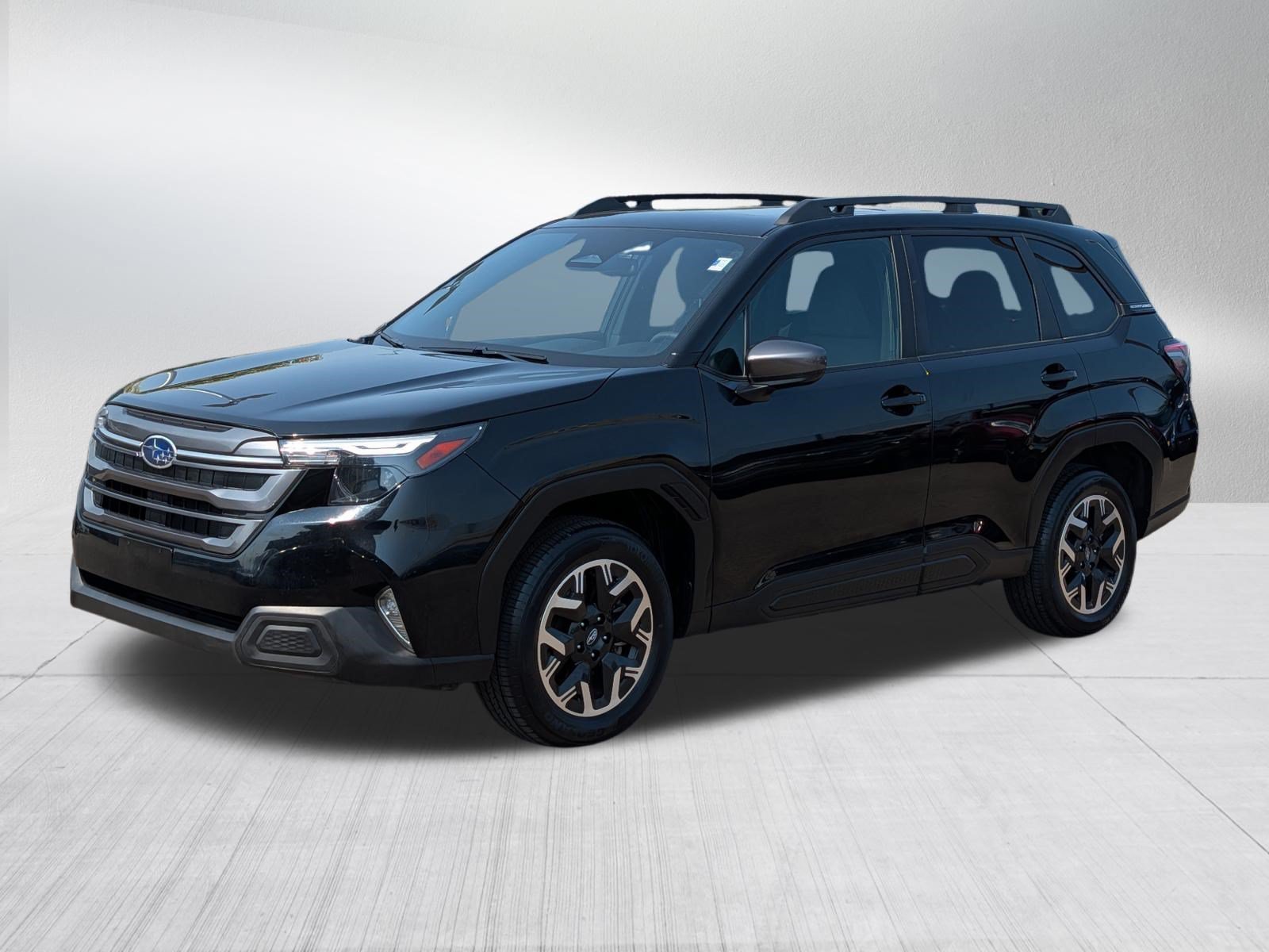 Certified Used 2025 Crystal Black Silica Subaru Premium image 3