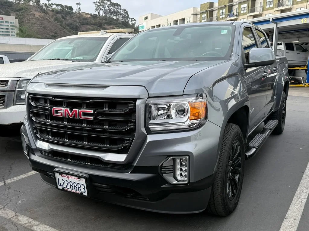 Used 2022 SATIN STEEL METALLIC GMC 4WD Elevation image 12