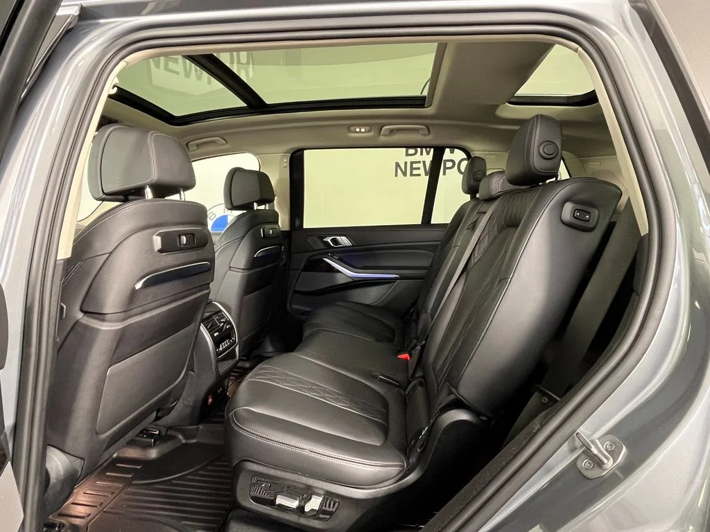 Used 2023 Skyscraper Grey Metallic BMW xDrive40i image 22