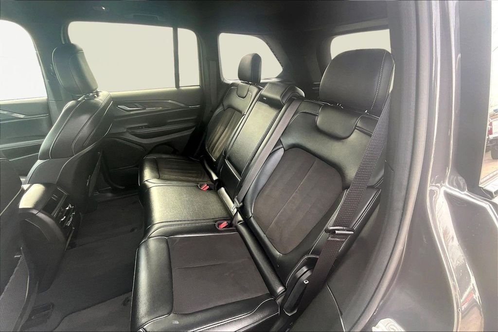 2023 Jeep Grand Cherokee Altitude - Photo 25