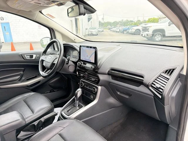 Used 2021 White Ford Titanium image 29